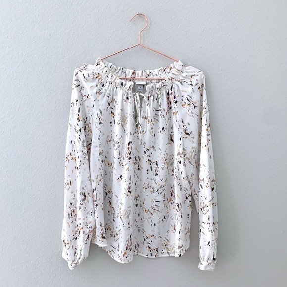 A New Day Long Sleeve Blouse Tie Neck Abstract Pattern Size Medium - Picture 2 of 7